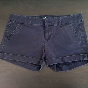 American Eagle Size 2 Cuffed Midi Short